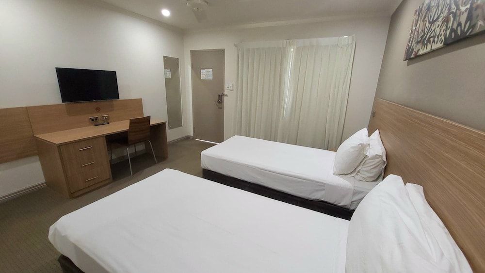 Cairns Colonial Club Resort Resort TWIN Room 2