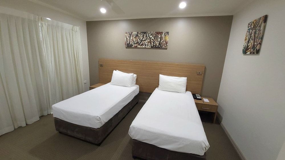 Cairns Colonial Club Resort Resort TWIN Room 3