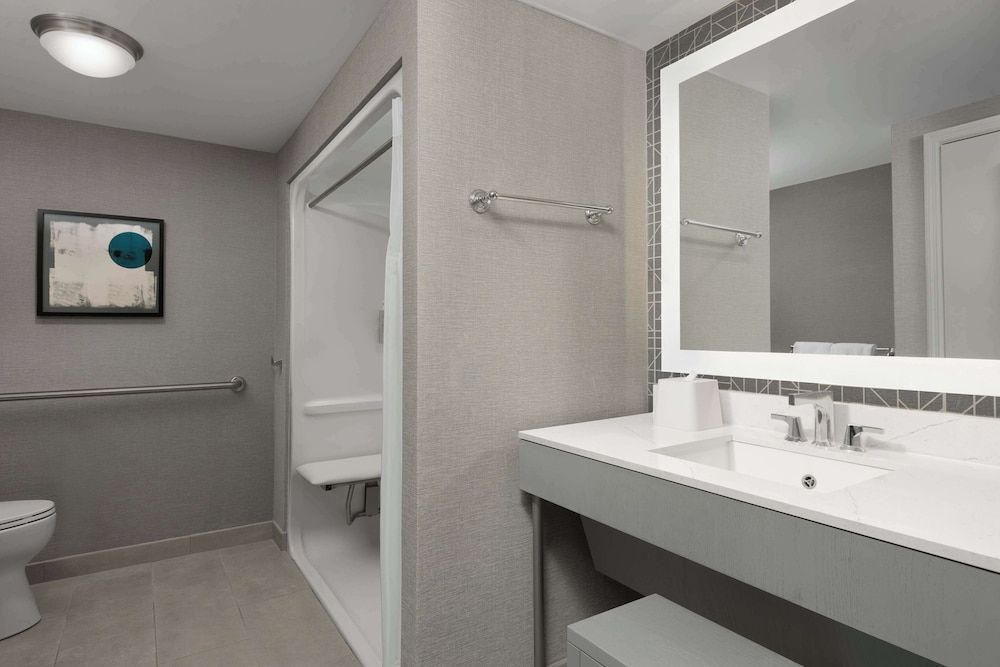 Suite, 2 Queen Beds, Accessible, Non Smoking