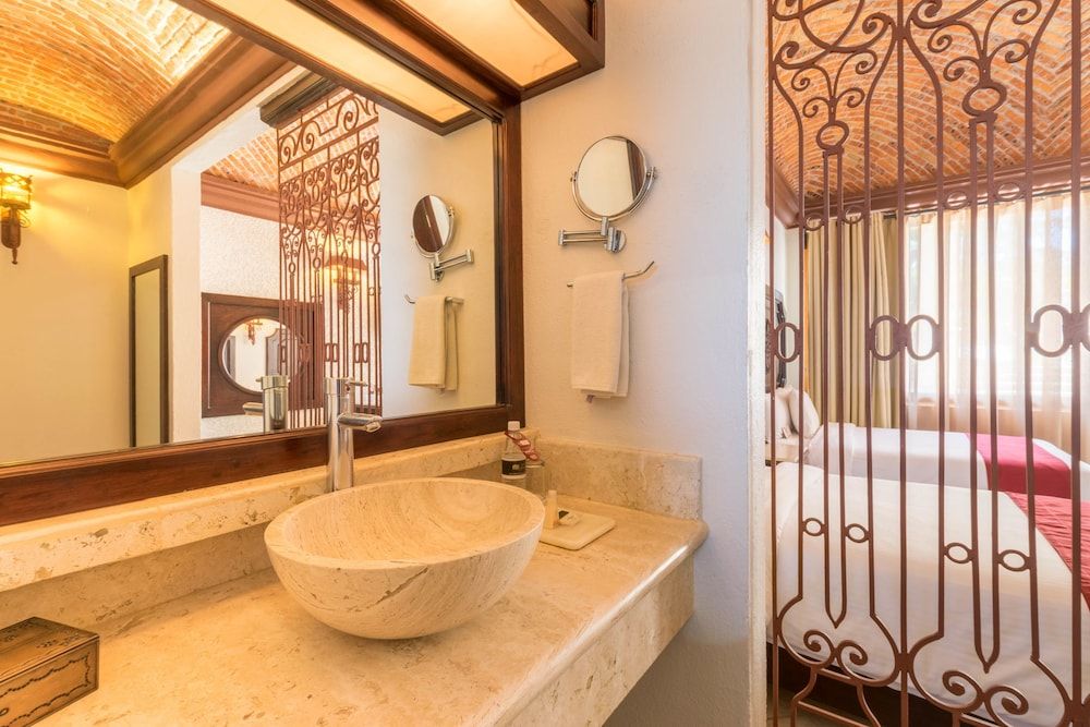 Imperio de Angeles Standard Room 7