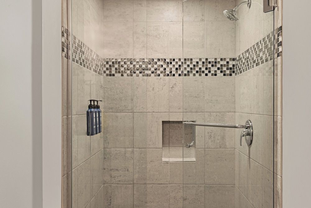 Club Wyndham Canterbury Suite, 1 Bedroom, Kitchenette 6