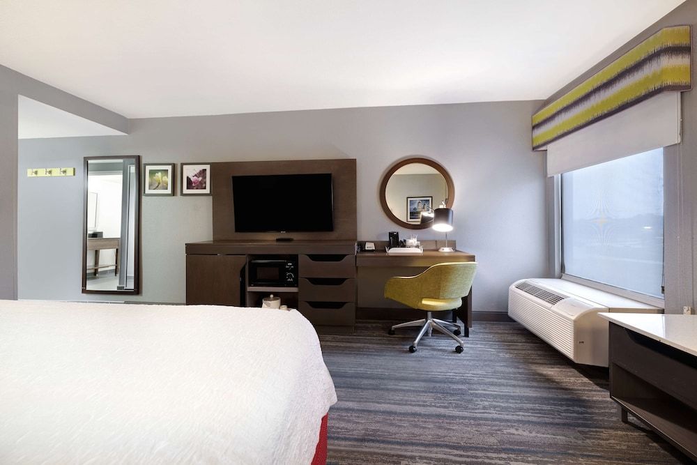 Deluxe Room, 1 King Bed, Non Smoking