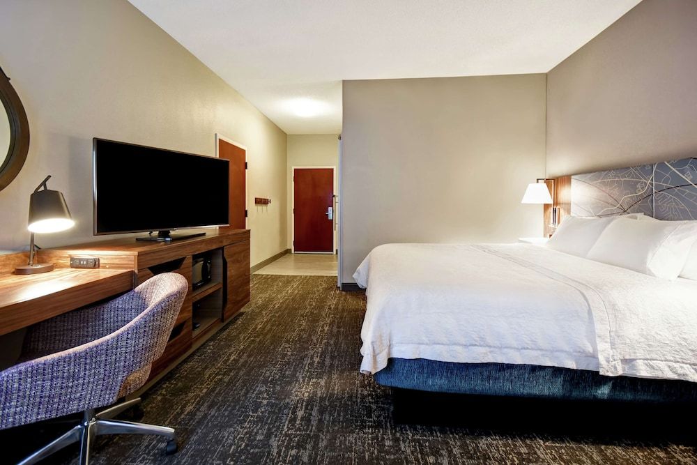 Room, 1 King Bed, Non Smoking