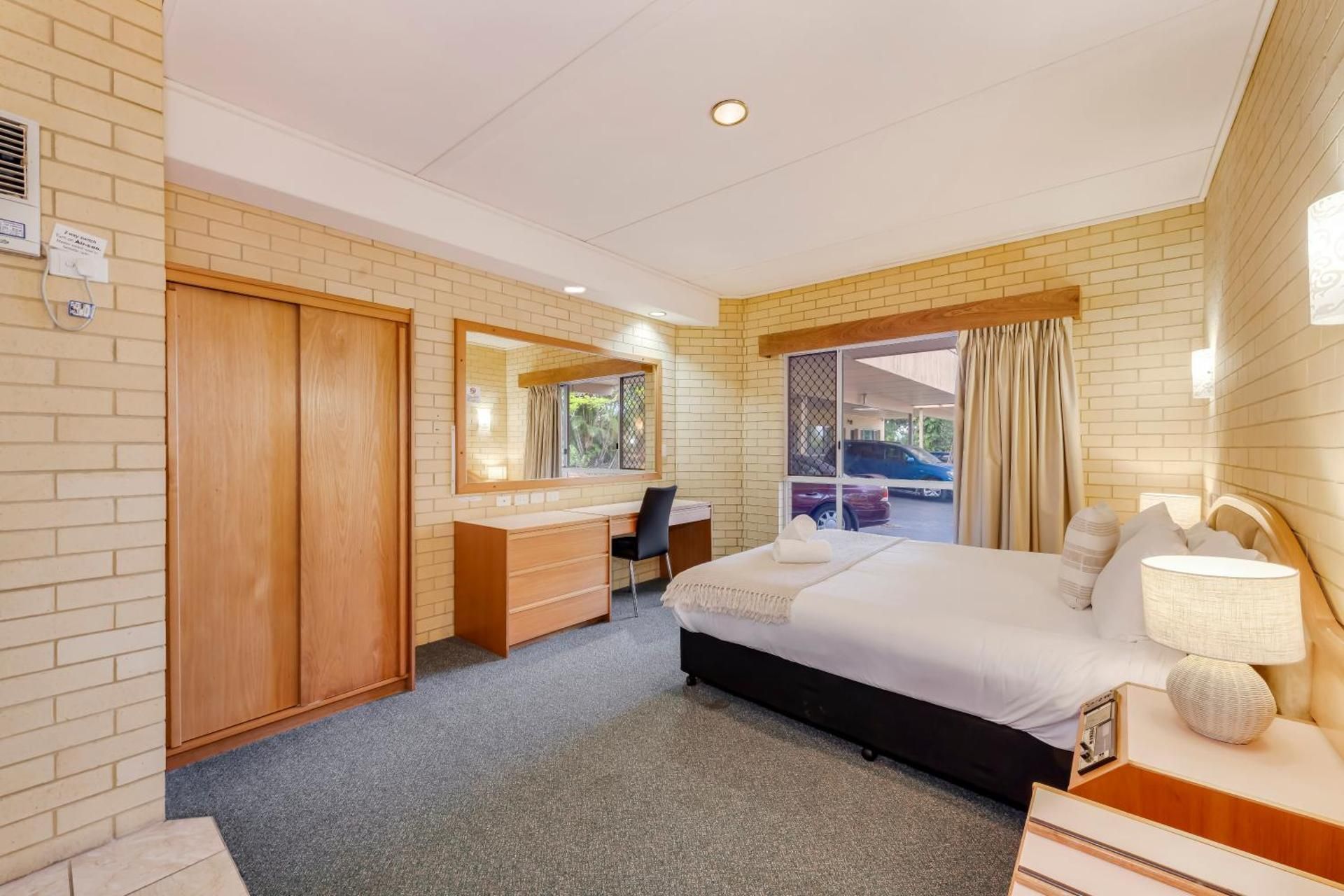Executive Spa Suite