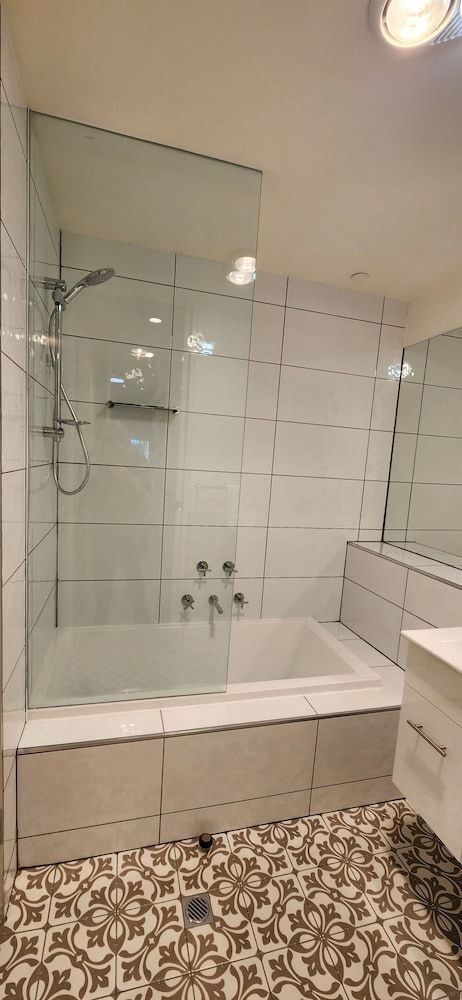 Phillip Island Apartments Three Bedroom Executive Apartment 5