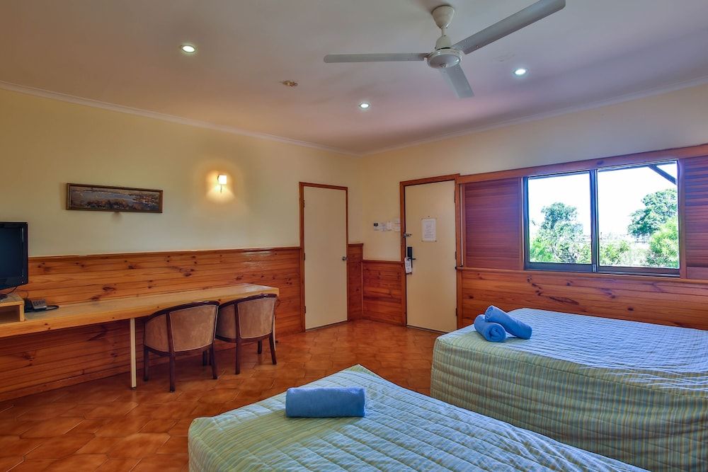 Kimberley Hotel Halls Creek Family Room 3