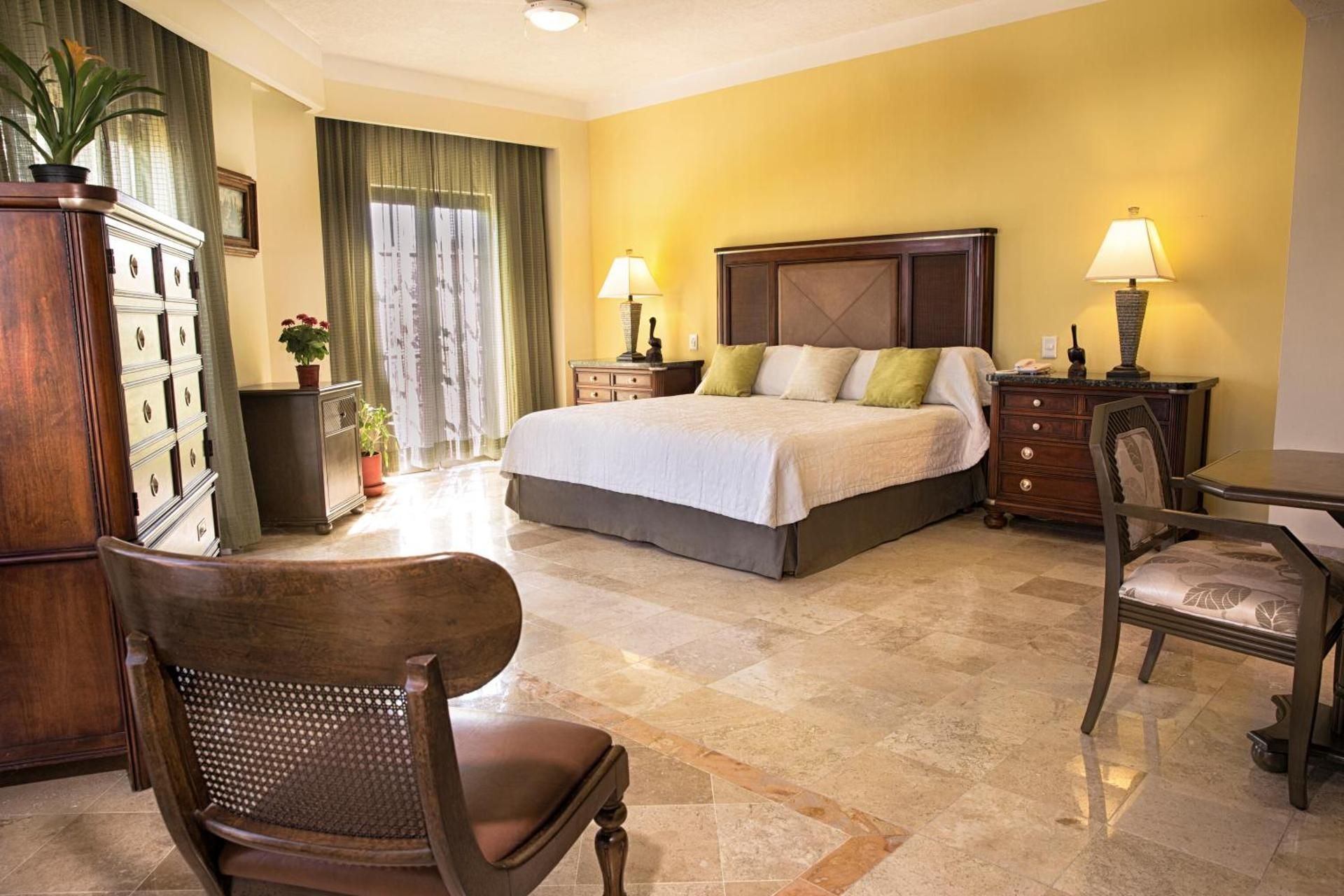 undefined Hotel Los Itzaes by 5th av 4