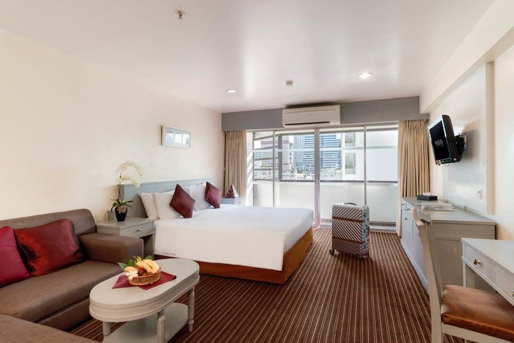 undefined Furama Silom Bangkok Hotel 8