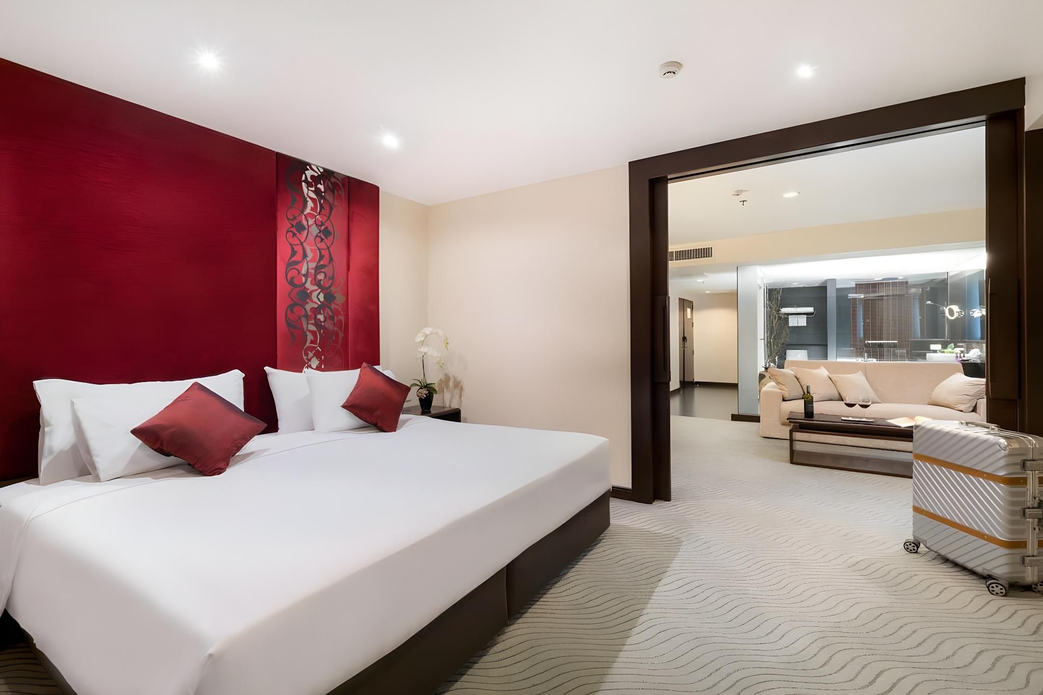 undefined Furama Silom Bangkok Hotel 6