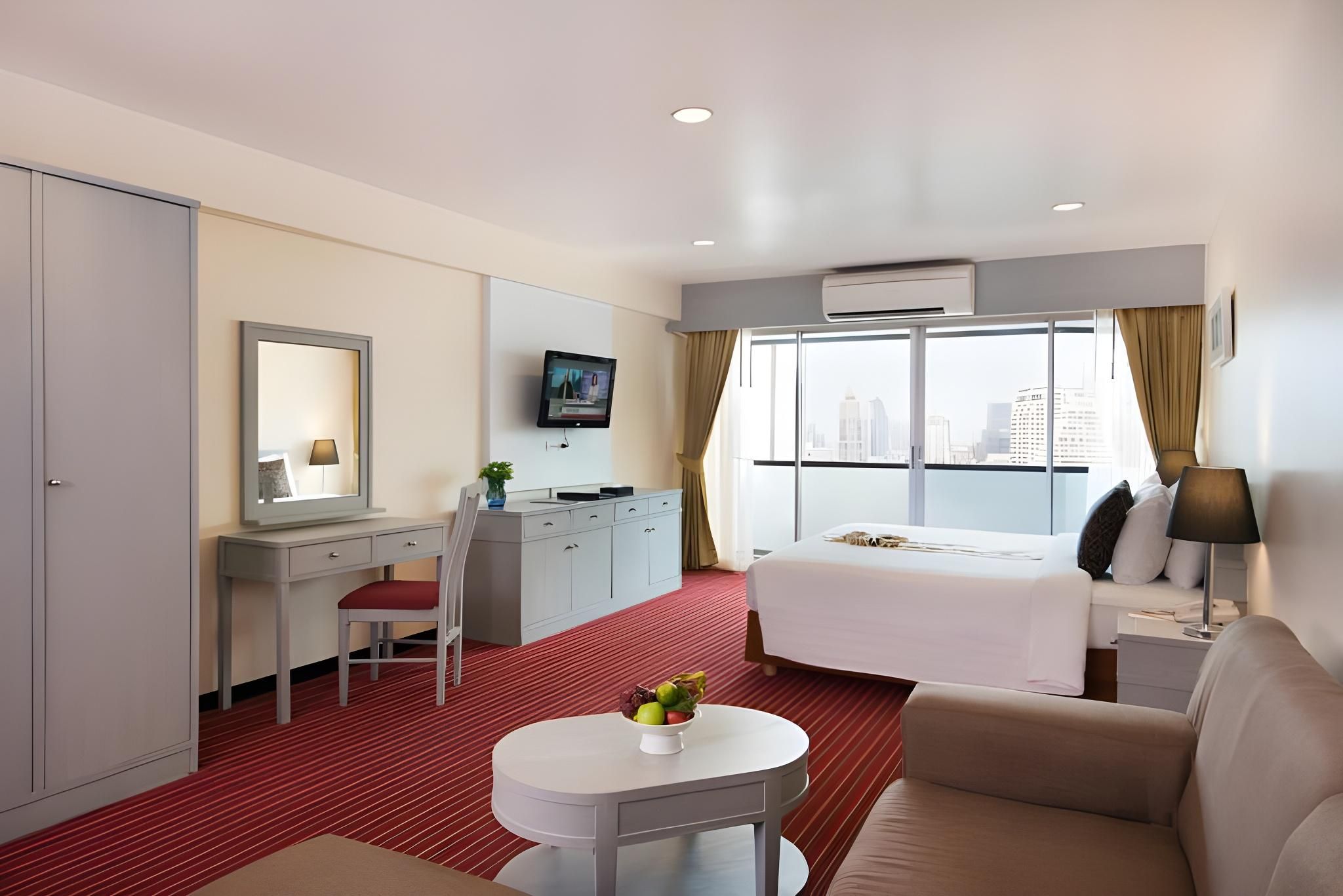 Furama Silom Bangkok Hotel Superior 11