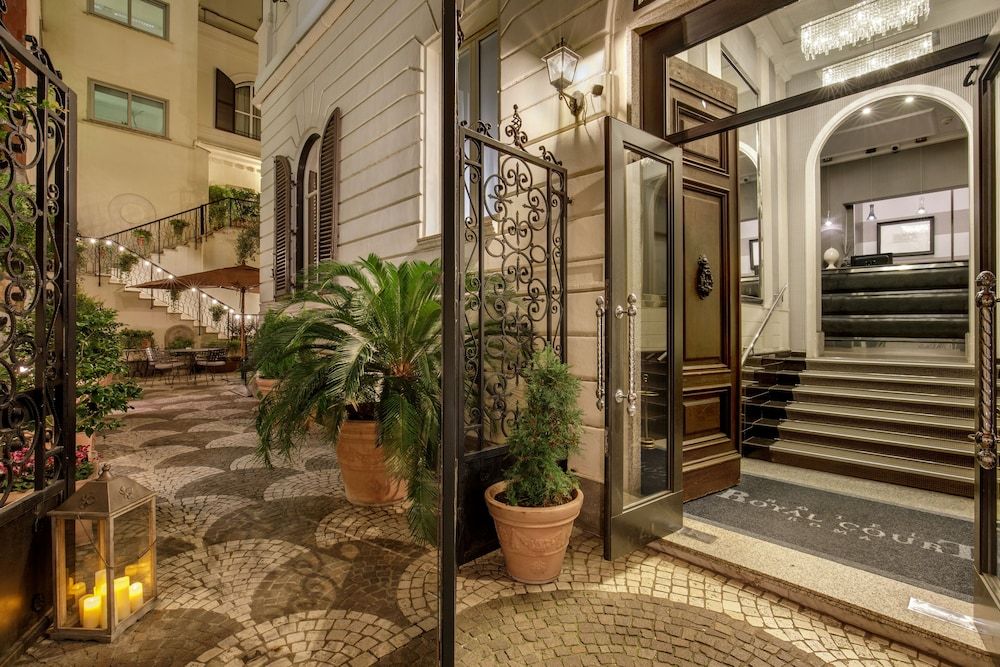 undefined Royal Court Hotel 10
