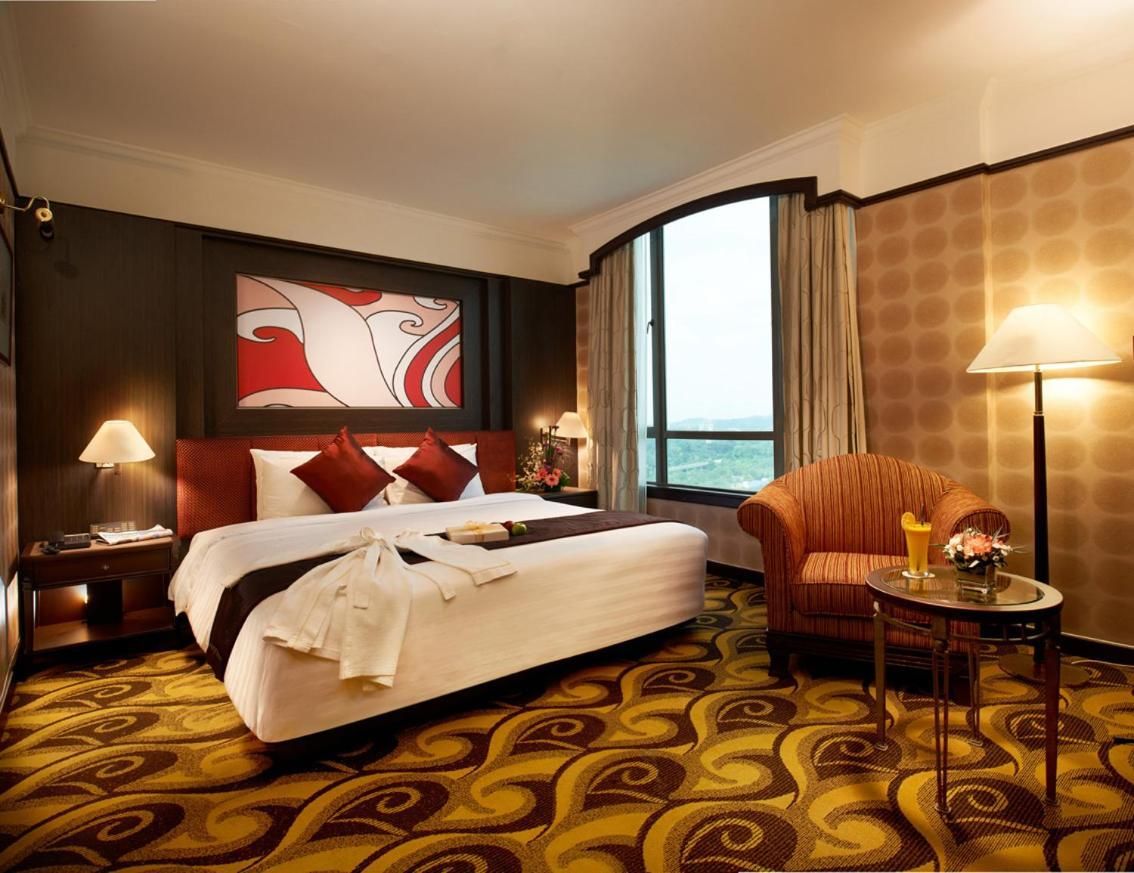 Deluxe Suite