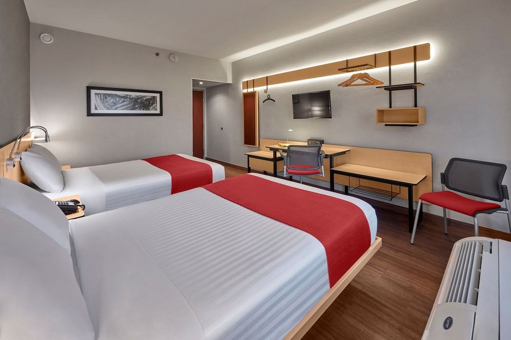 City Express by Marriott San Luis Potosi Zona Universitaria Room, 2 Double Beds 2