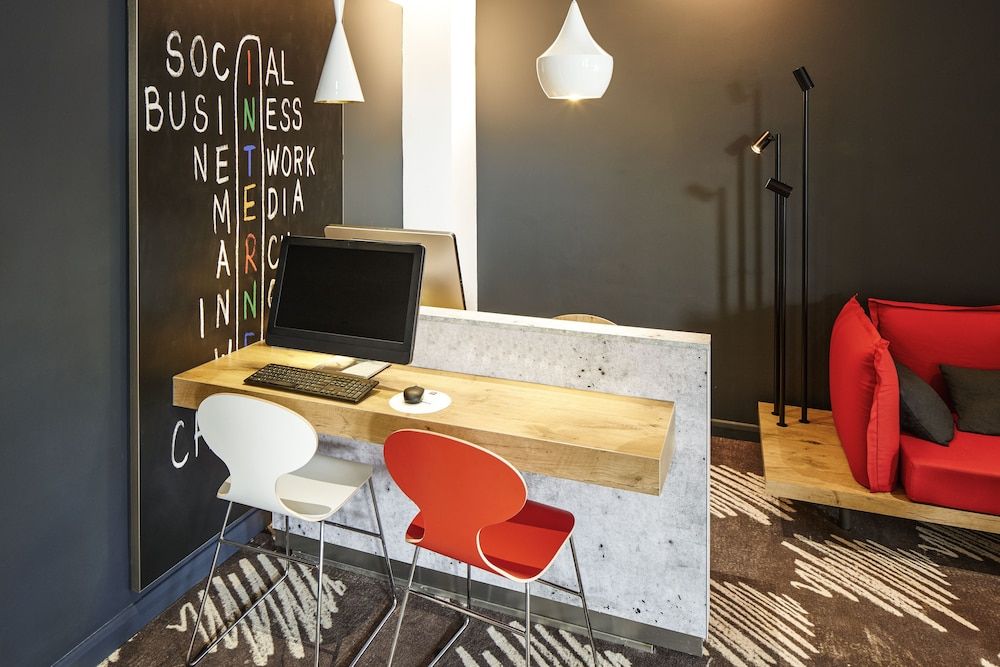 undefined ibis London Stratford 9