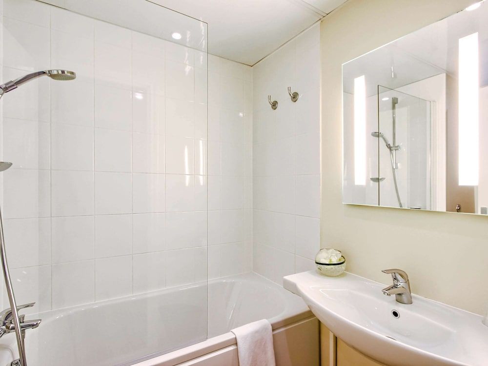 ibis Styles Paris Roissy CDG Standard Double Room, 1 Double Bed 5