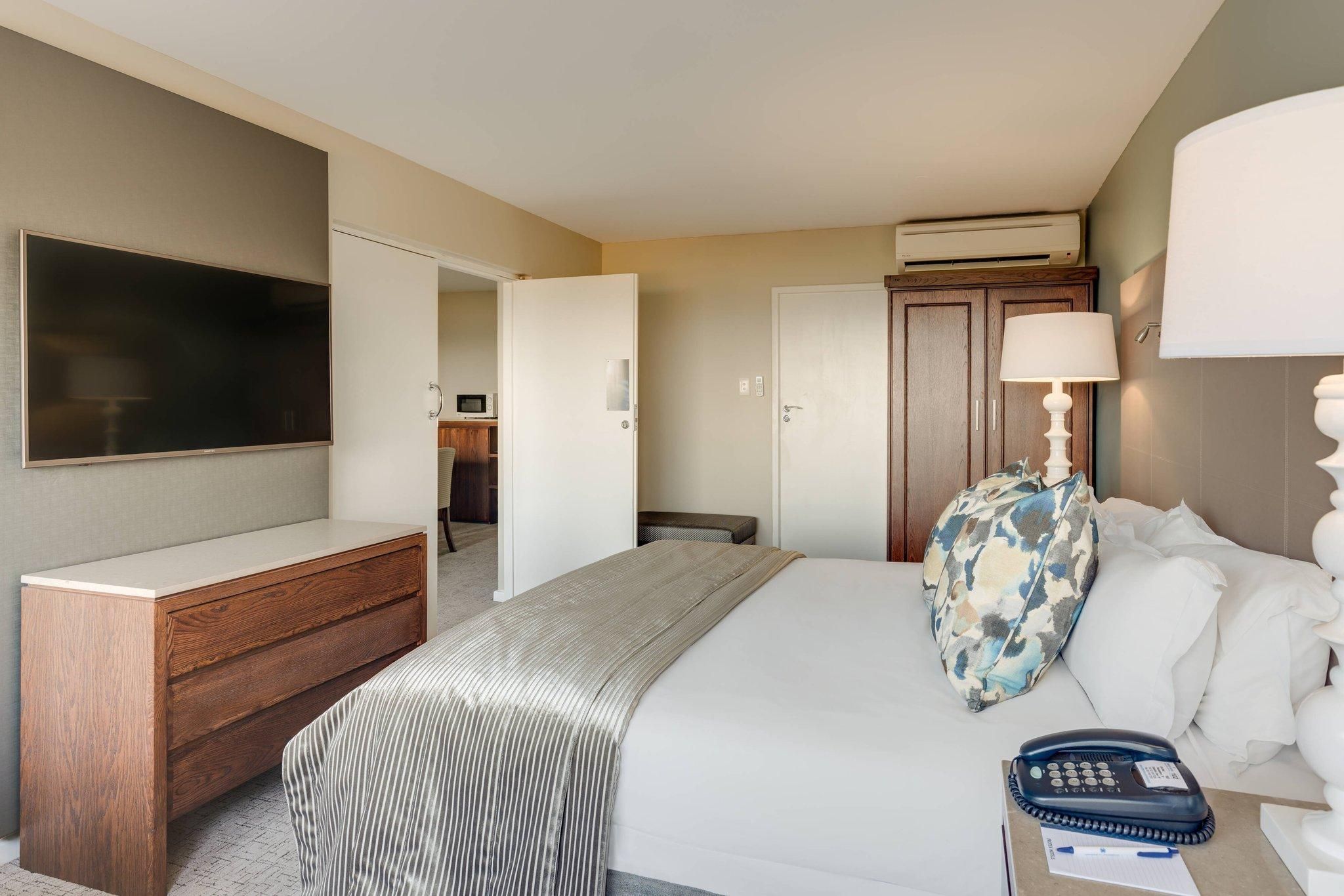 Protea Hotel by Marriott Karridene Beach Junior Suite, 1 King, Sea View