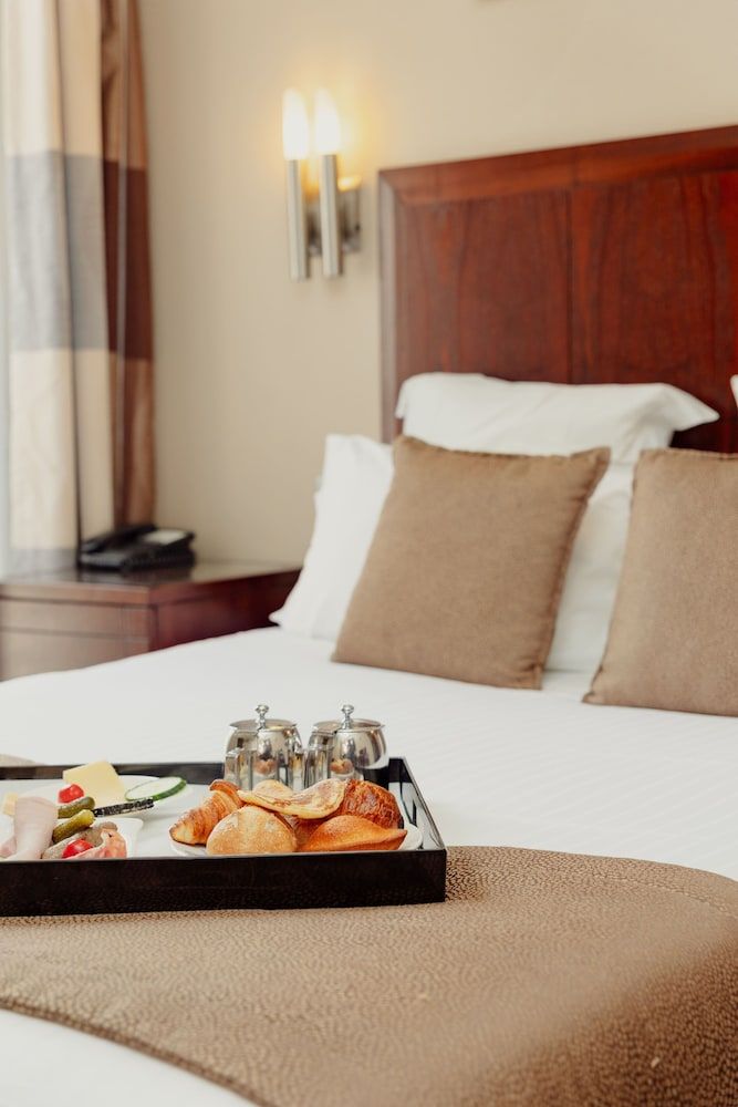 Grand Hotel Francais Classic double Room 5