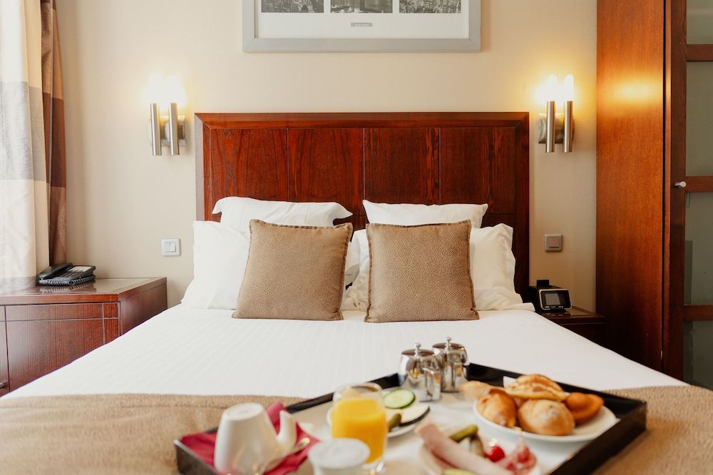 Grand Hotel Francais Classic double Room 4