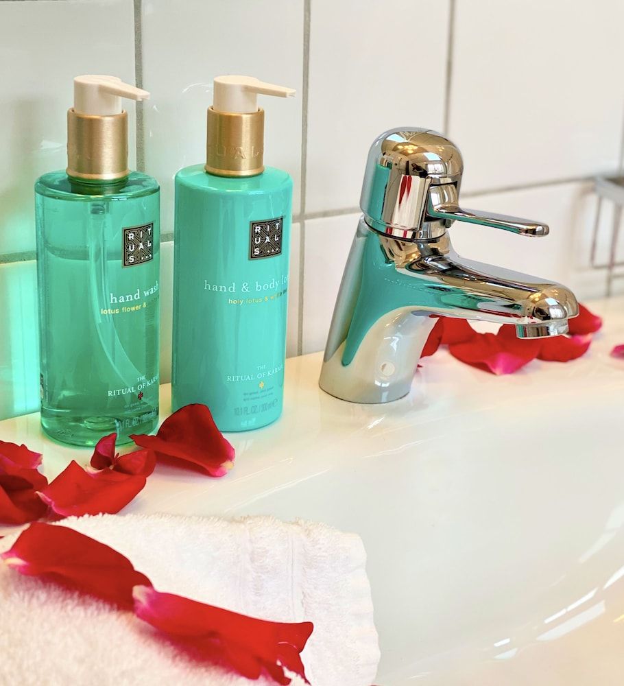 Hotell St Clemens Economy Double Room, 1 Double Bed (Small Queen Bed) 3