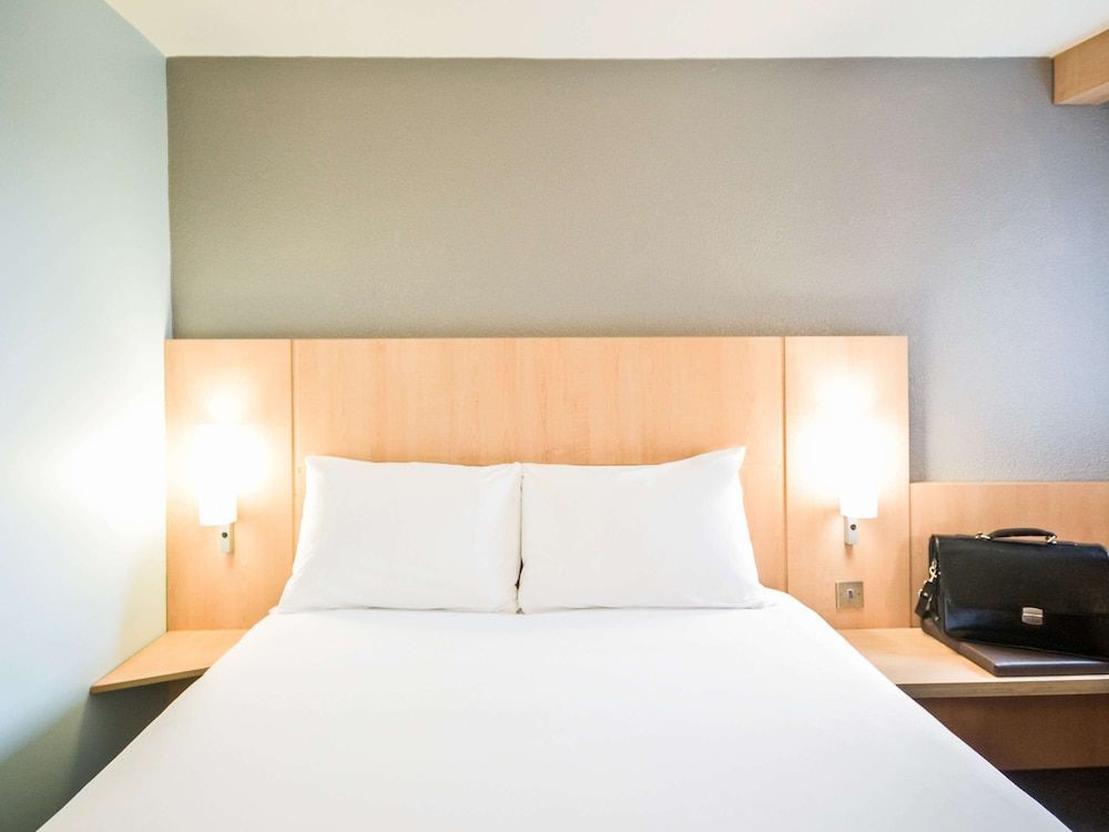 Family Room (Sweet Room by Ibis)