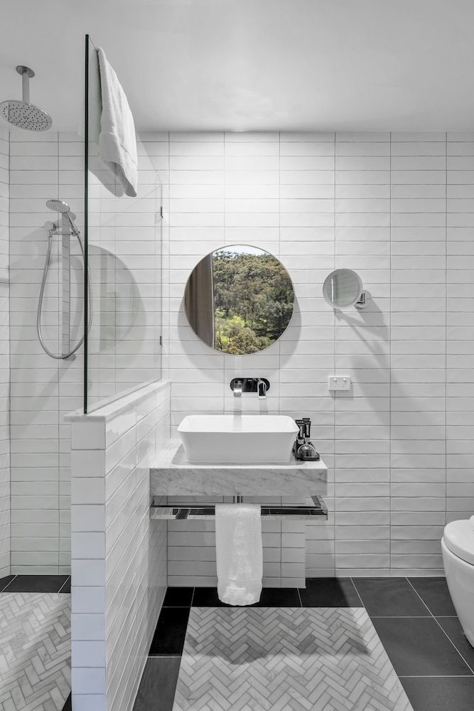 Mount Lofty House & Estate Adelaide Hills Piccadilly Wing Valley View Room 9