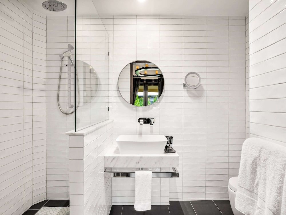 Mount Lofty House & Estate Adelaide Hills Piccadilly Wing Valley View Room 8