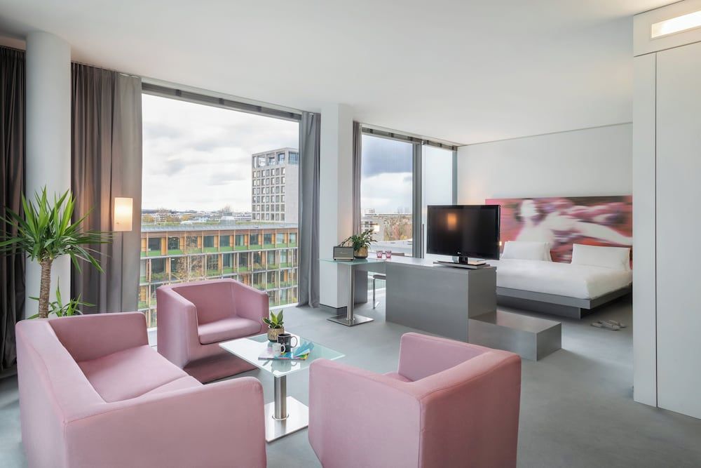 undefined INNSiDE by Meliá München Parkstadt Schwabing 2