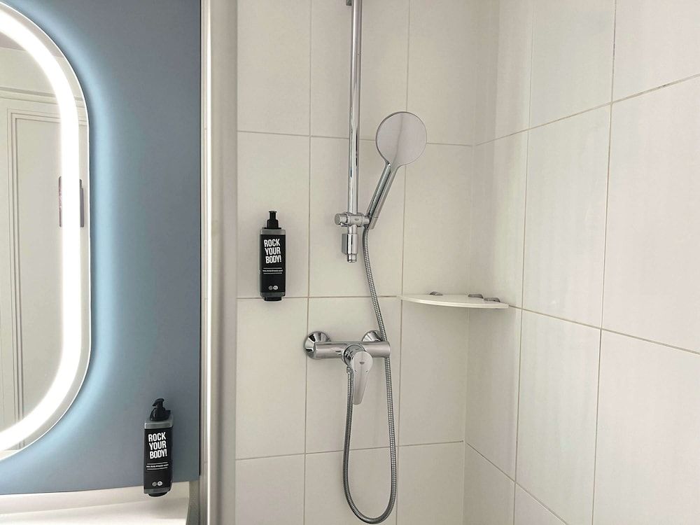 ibis Paris Brancion Parc des Expositions 15ème Standard Double Room, 1 Double Bed 9