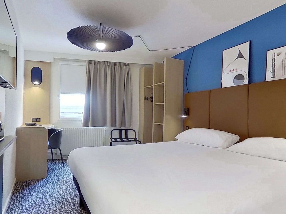 ibis Paris Brancion Parc des Expositions 15ème Triple Room, 1 Double Bed with Sofa bed 5
