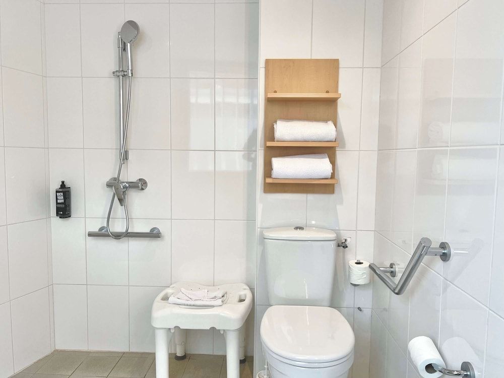 ibis Paris Brancion Parc des Expositions 15ème Triple Room, 1 Double Bed with Sofa bed 8