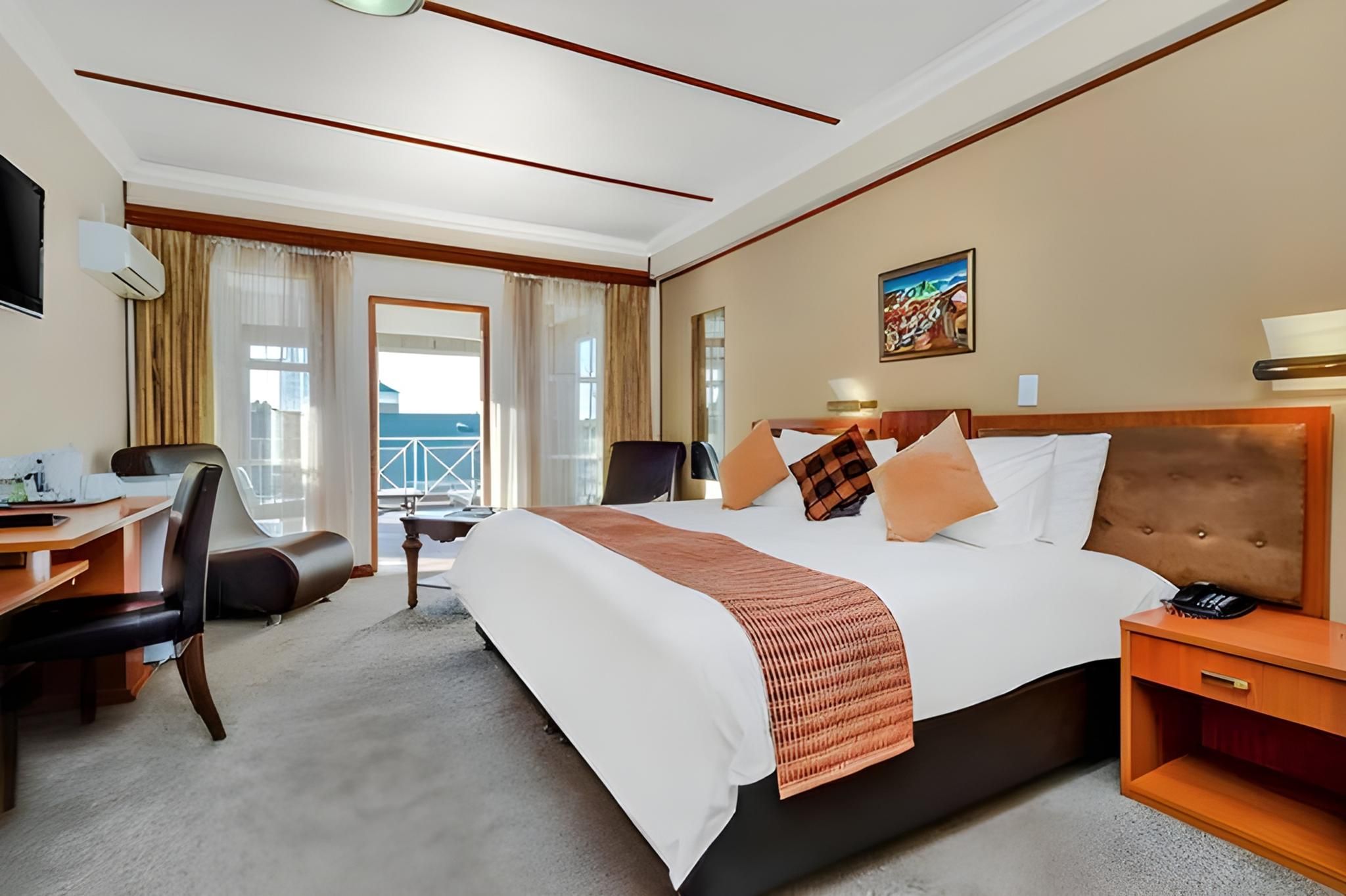 Larger Guest room, 1 King
