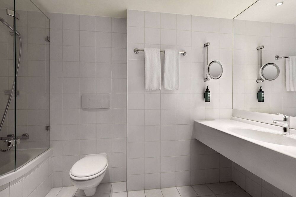 Vienna House Easy by Wyndham Bad Oeynhausen Comfort Room (Plus) 12