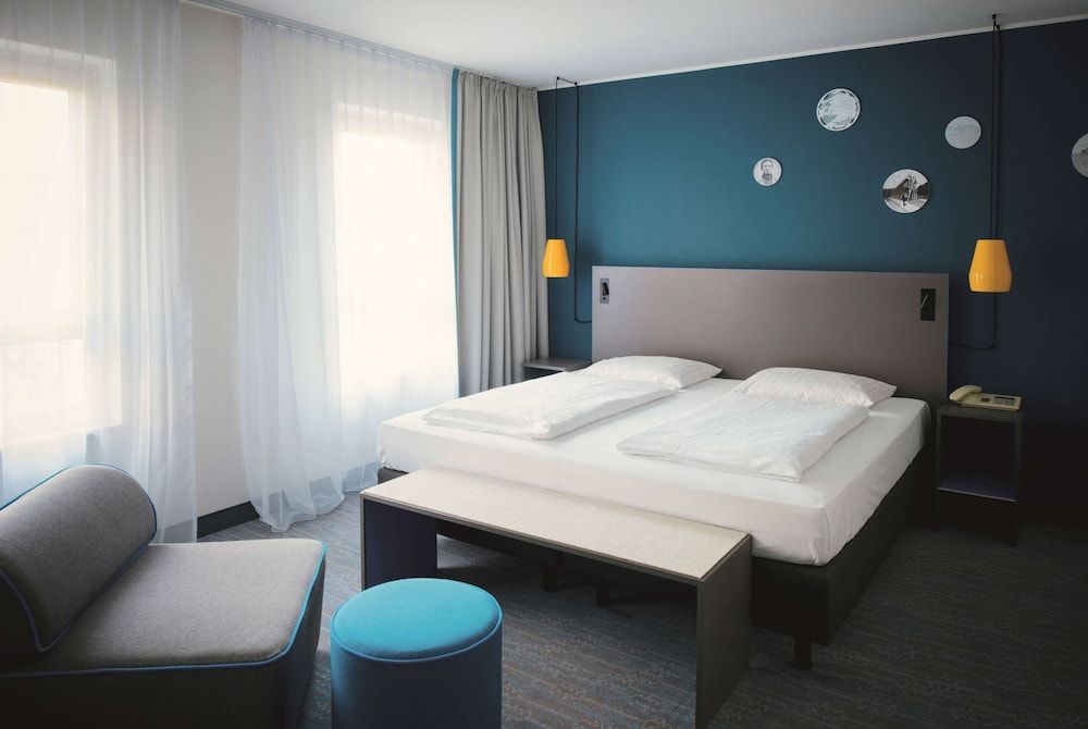 Vienna House Easy by Wyndham Bad Oeynhausen Comfort Room 5