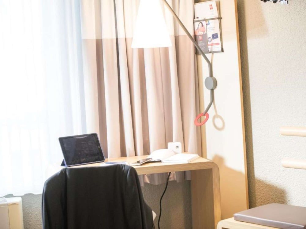 ibis Hotel Köln Centrum Standard Room, 2 Twin Beds 4