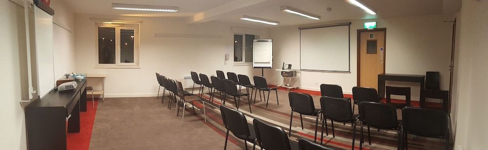 undefined ibis Dublin 8