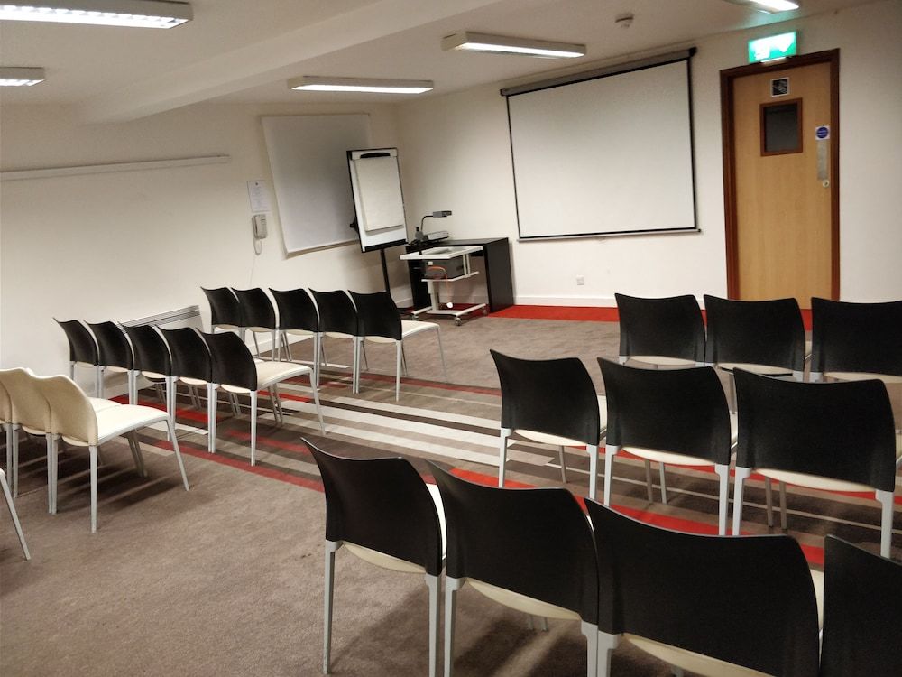 undefined ibis Dublin 9