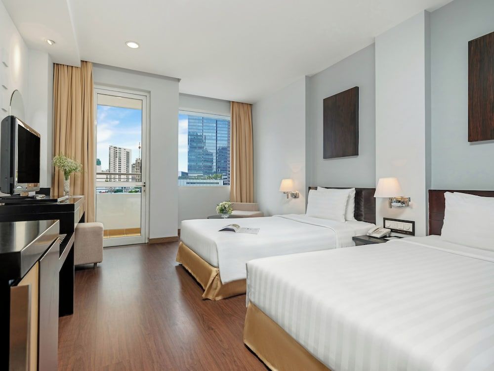 undefined Palace Hotel Saigon 4