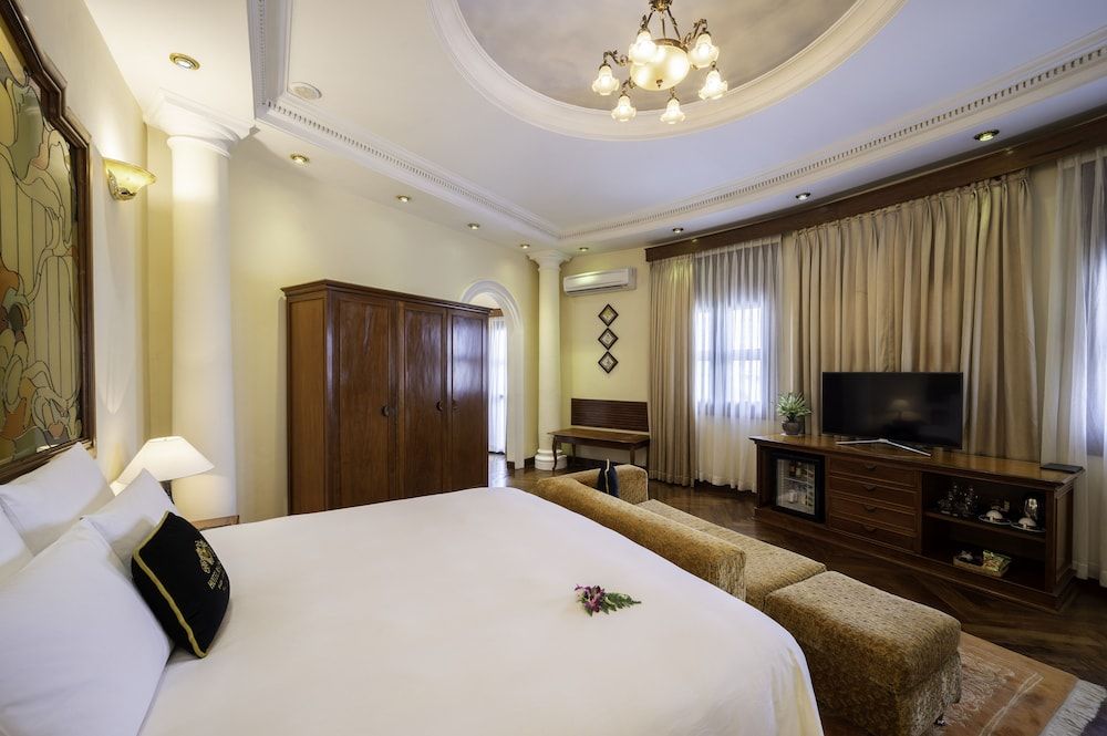 Century Majestic Suite