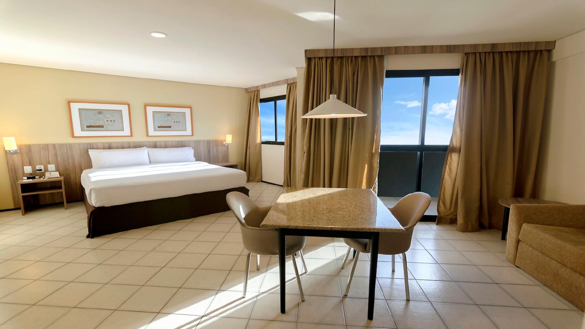 1 King Premium Wheelchair Accessible