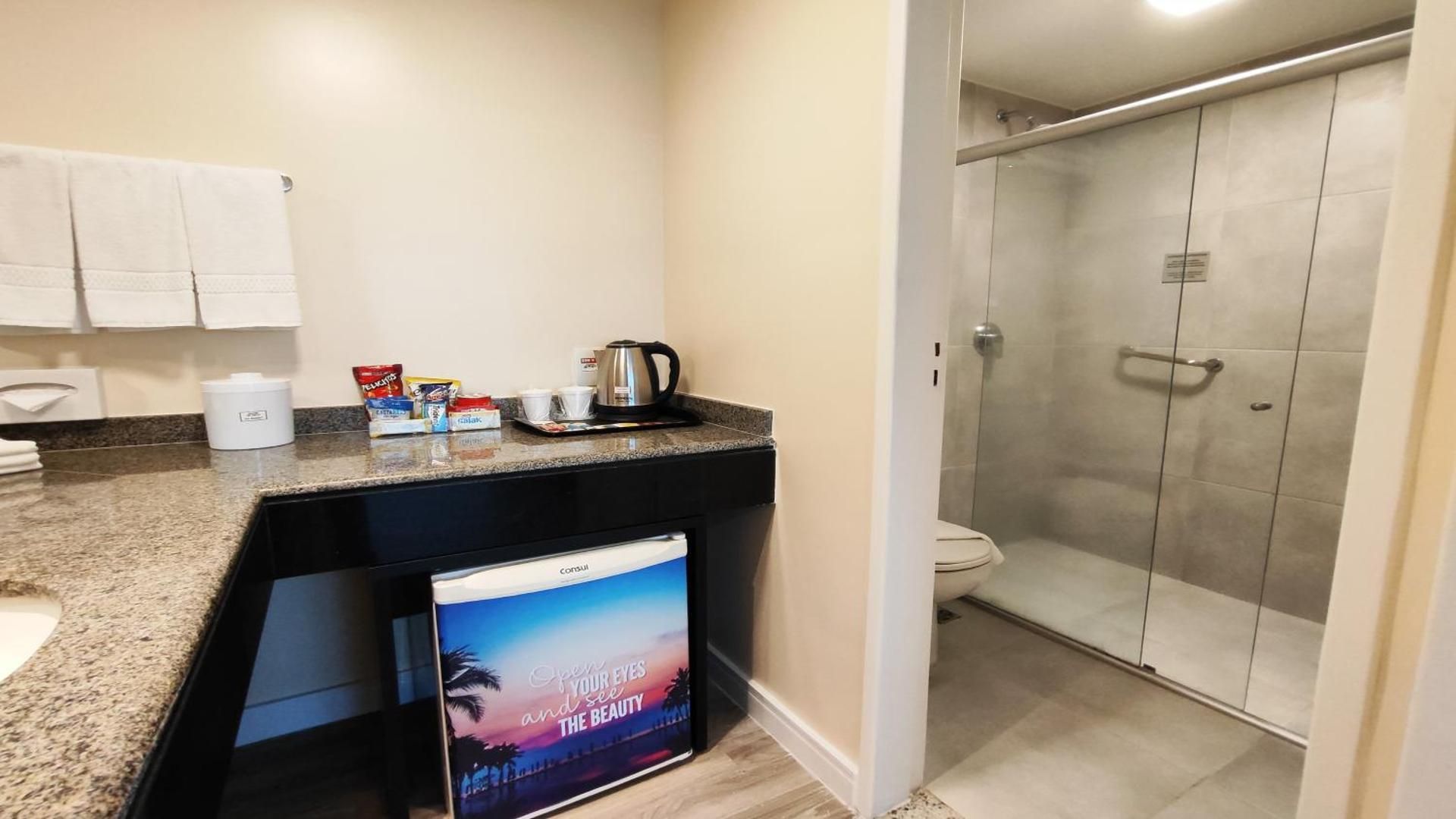 1 King Bed Premium Ocean View