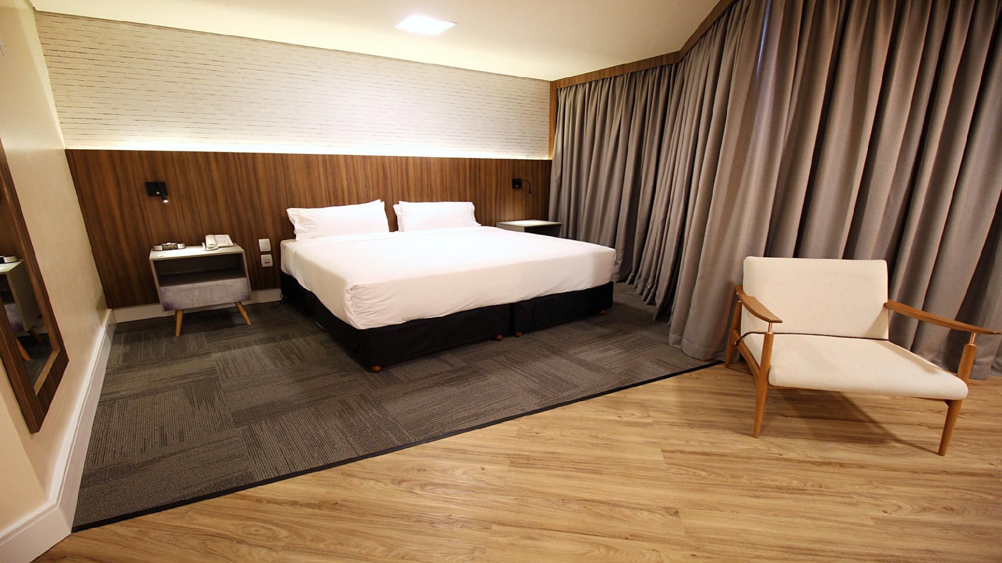 1 King Suite Balcony Sea View