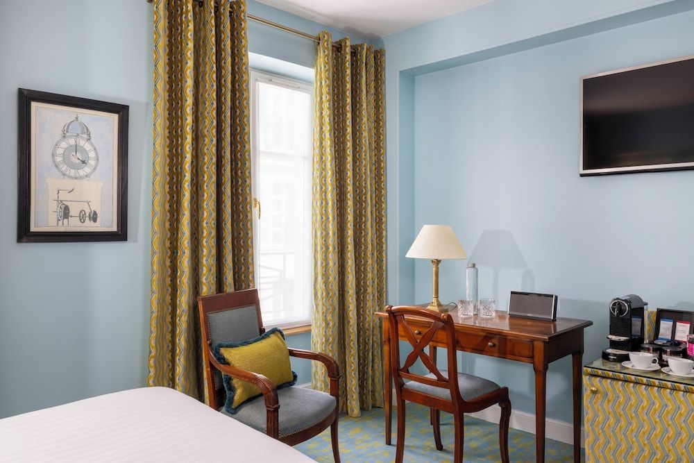 Le Relais Madeleine Superior Double Room (twin upon request before arrival) 4