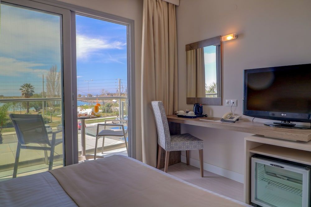 Palace Hotel Glyfada Executive Room, Sea View 4
