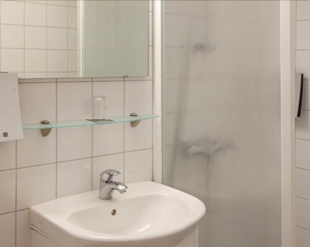 Superior Room, 1 King Bed, Non Smoking