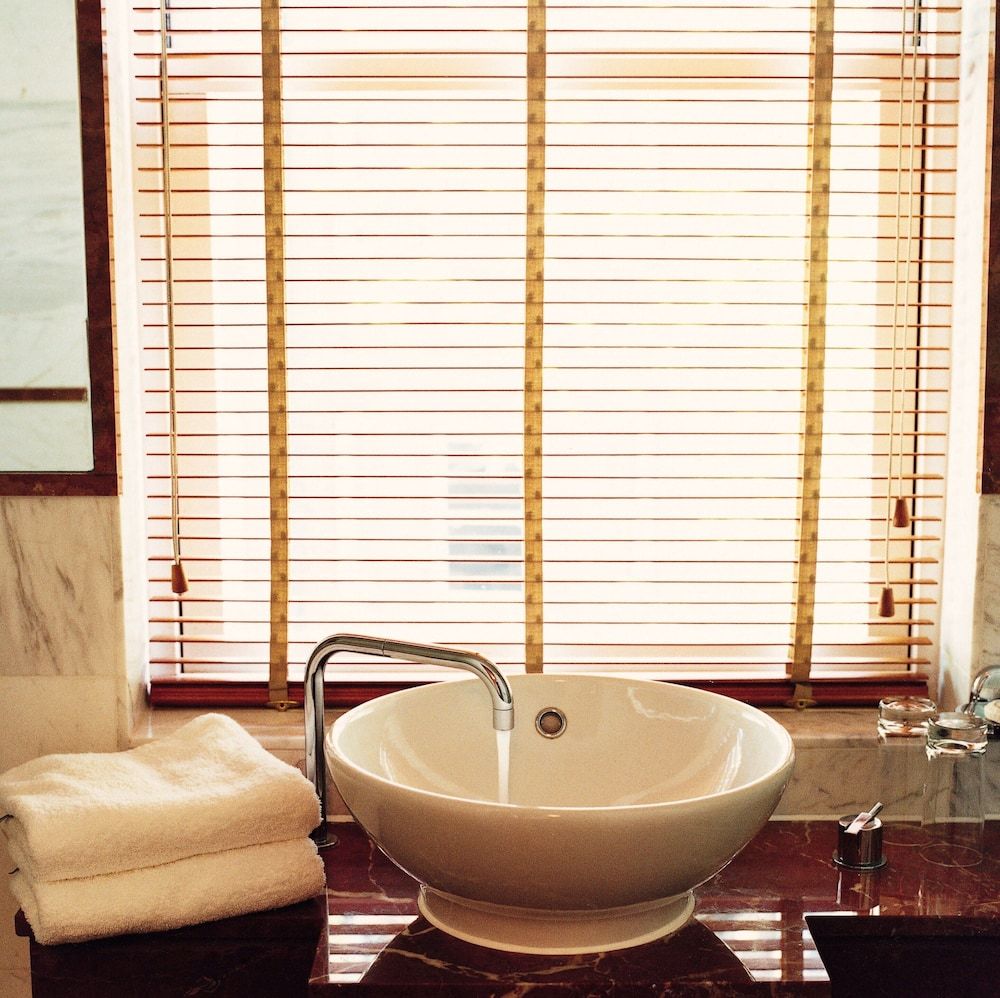 Twenty Nevern Square Hotel Luxury Double Room 9