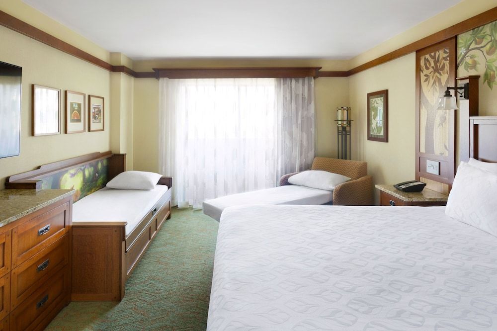 undefined Disney's Grand Californian Hotel and Spa 8