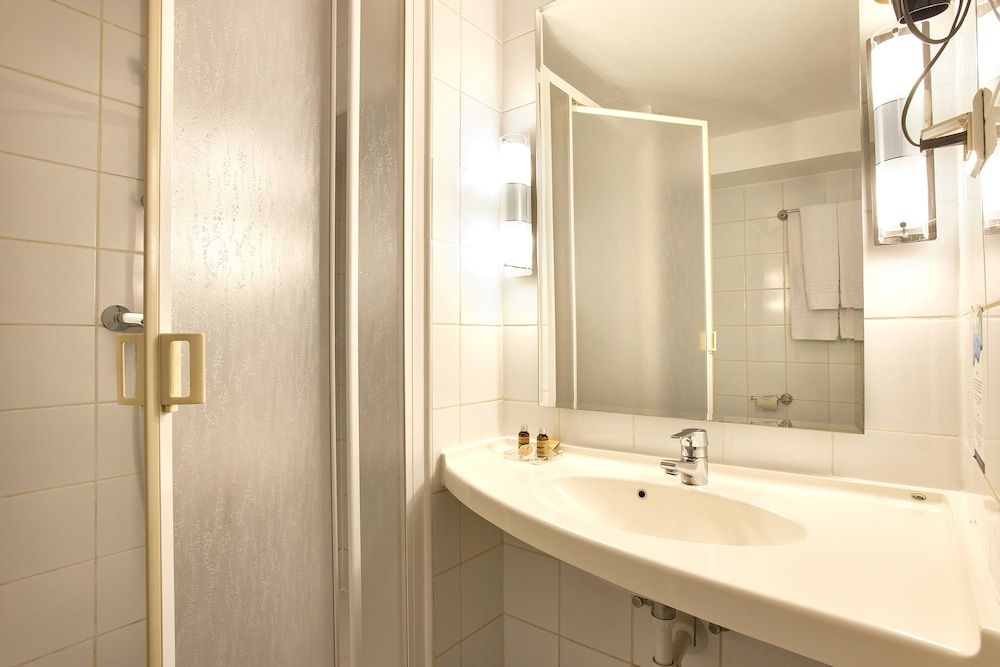 undefined MyContinental Bucuresti Gara de Nord 10