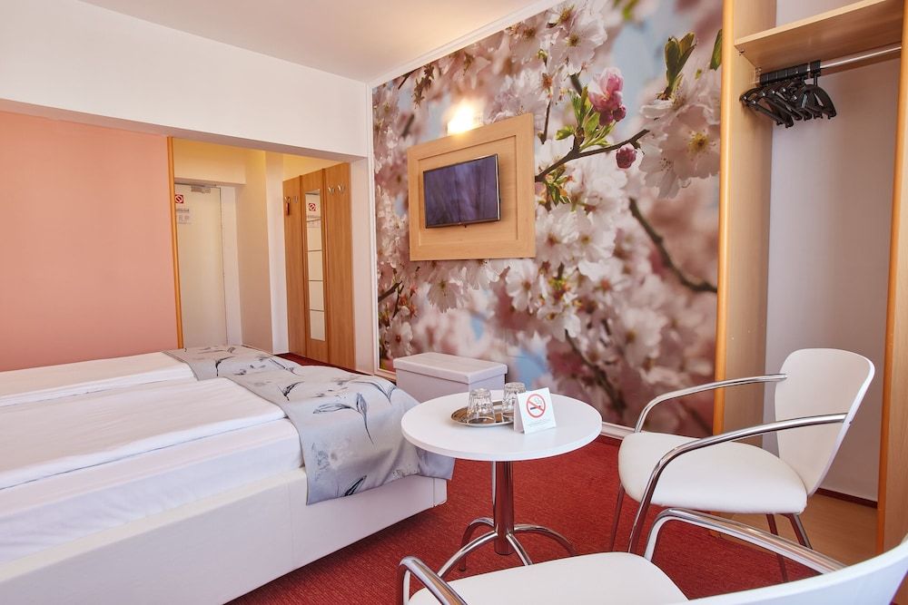 MyContinental Bucuresti Gara de Nord Standard Twin Room 4