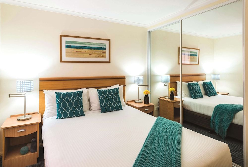 Oaks The Entrance Waterfront Suites Apartment, 1 Bedroom, Ocean View (No Housekeeping) 2