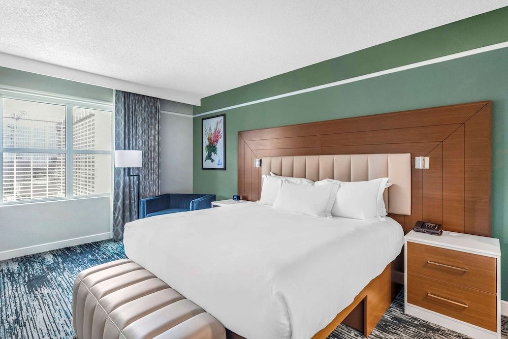undefined Hilton Grand Vacations Club Flamingo Las Vegas 5